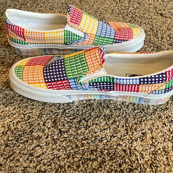 Pride vans size 8 men woman 9.5 NEW - Picture 1 of 11